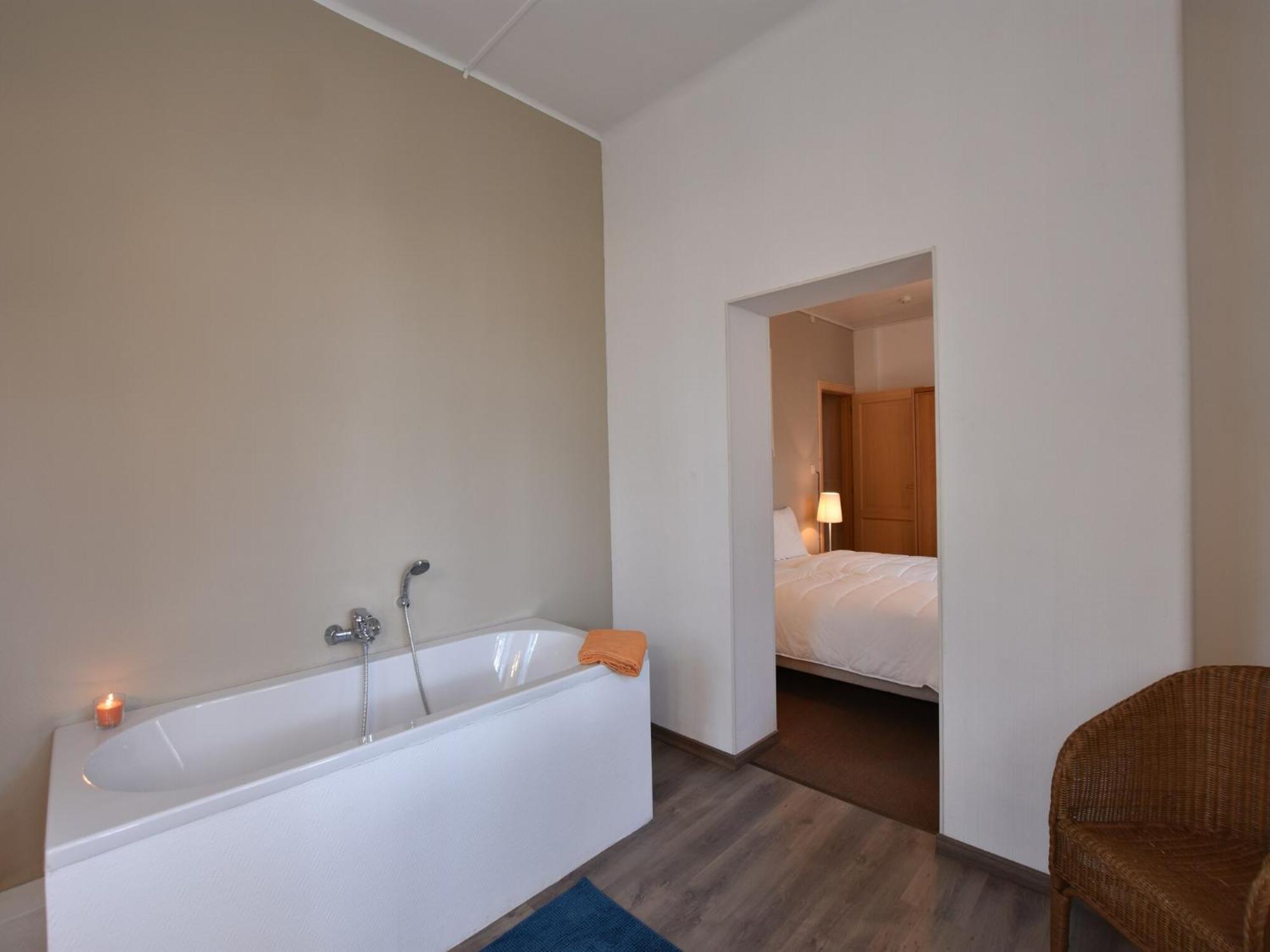 Former Hotel In The Centre And At 50 Metres From The Beach In Panne De Panne Exterior foto