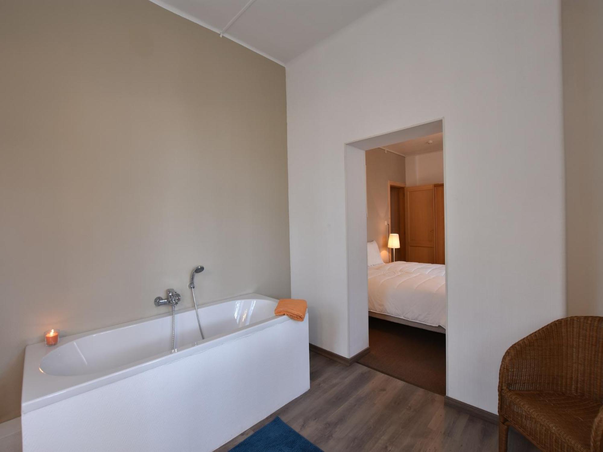 Former Hotel In The Centre And At 50 Metres From The Beach In Panne De Panne Exterior foto